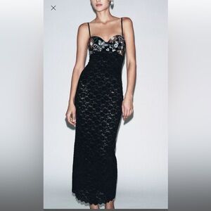 NWT Zara embroidered lace dress Size M